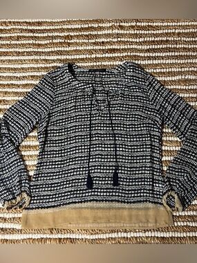 Women's Black & White Patterned Tie-Front sheer Peasant Blouse